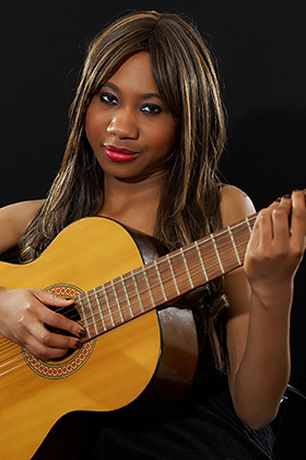 Modele et la guitare